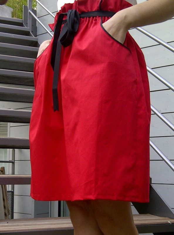 Red Skirt de La Poule (2)