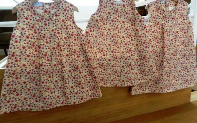 Brochette de robes et invitée mystère